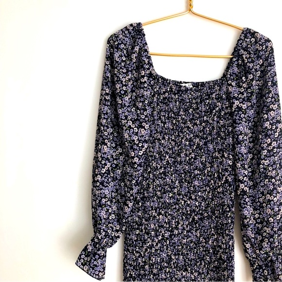 Floral Fitted Dress - Picture 2 of 7